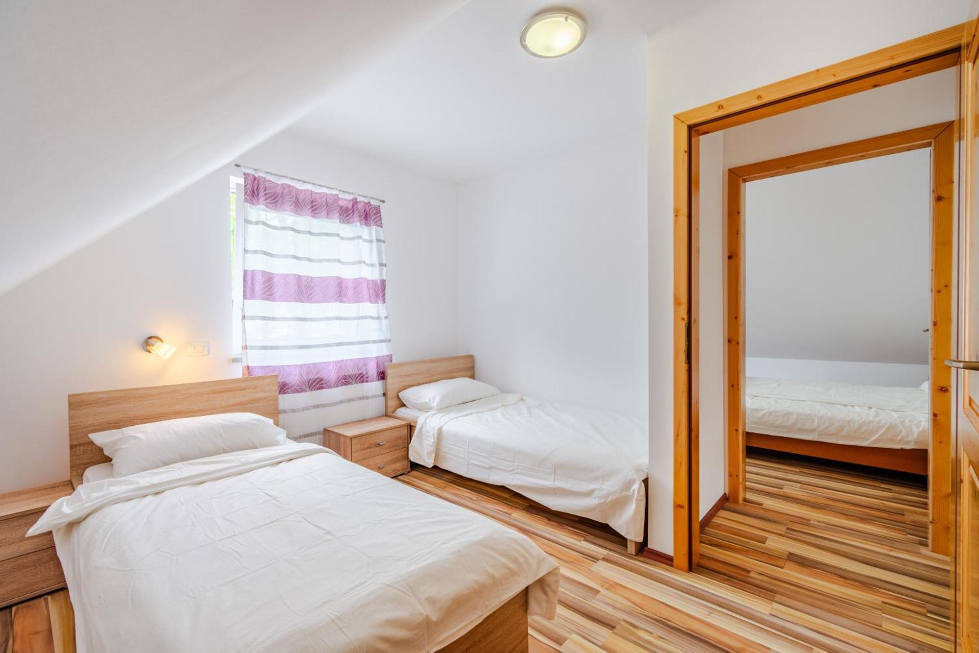 Apartment Pr' Stajercu With Free Onsite Parking Bovec Buitenkant foto